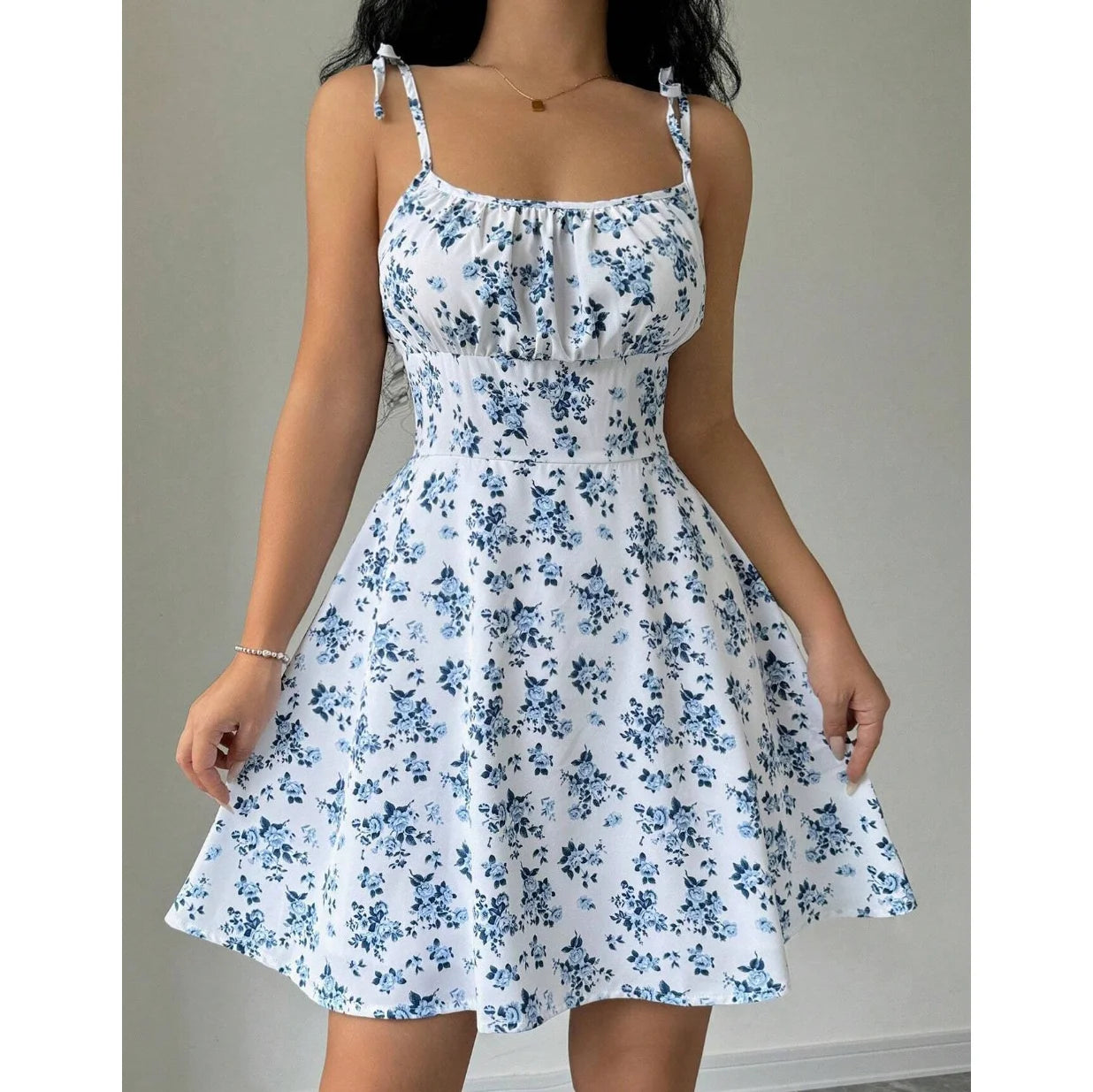 2025 new vacation style short summer French vacation temperament floral suspender dress short skirt women's clothing