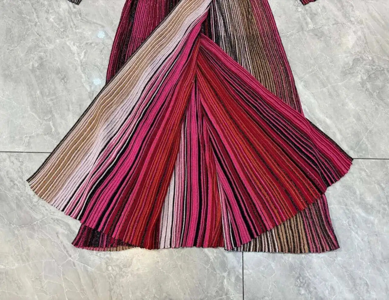 QMQA Fashion Women's Gradient Stripes Design Dresses V Neck High Waist Long Sleeve Elegant Party Dress Female Spring New 1A116 Badiee Stylez