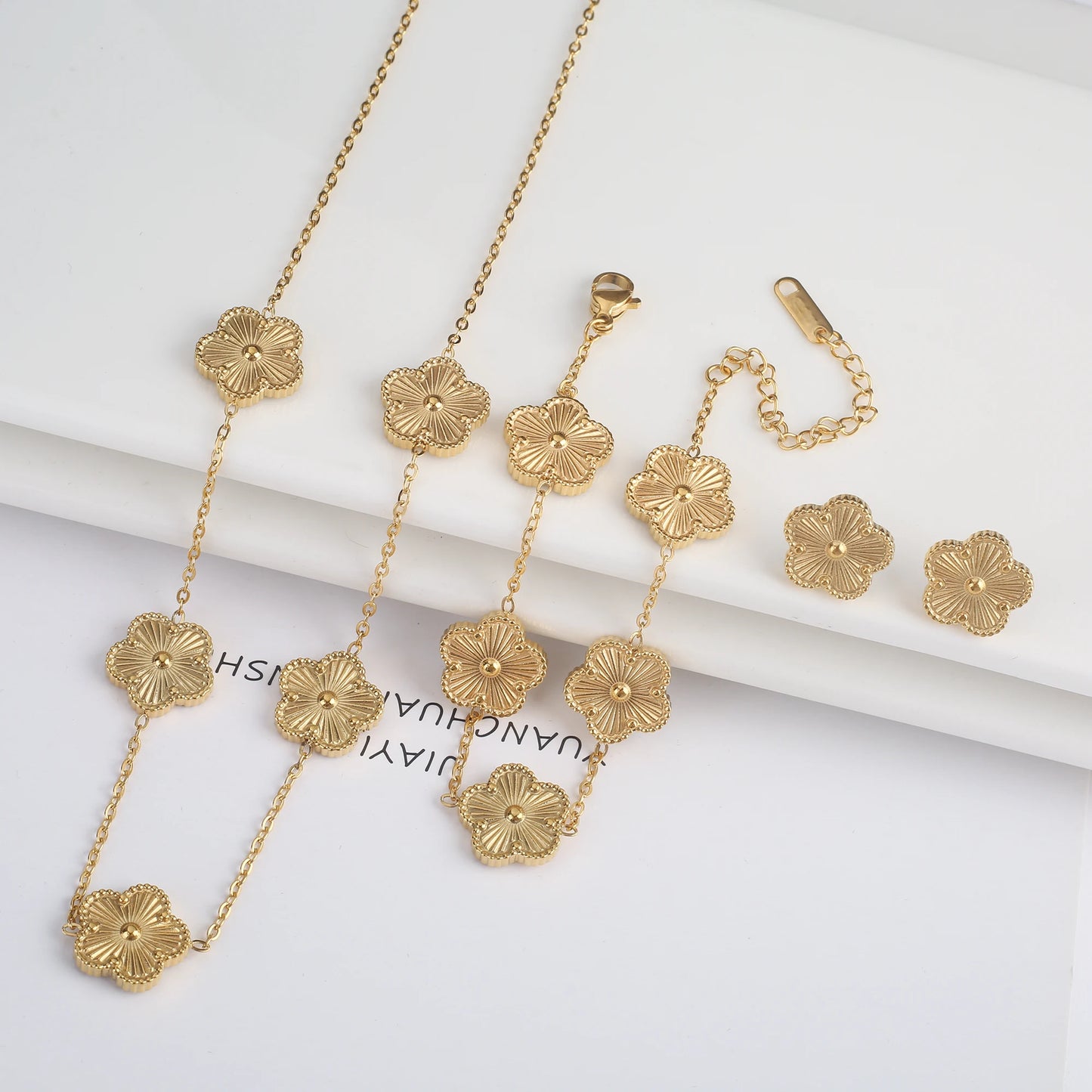 3Pcs Stainless Steel Hot Selling Gold Plated Clover Necklace Earrings Bracelet Jewelry Set Five Leaf Flower Jewelry For Women Jewelry Set 15