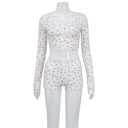 Floral print set, low cut round neck, tight fitting long sleeved top, shorts, European and American home clothes
