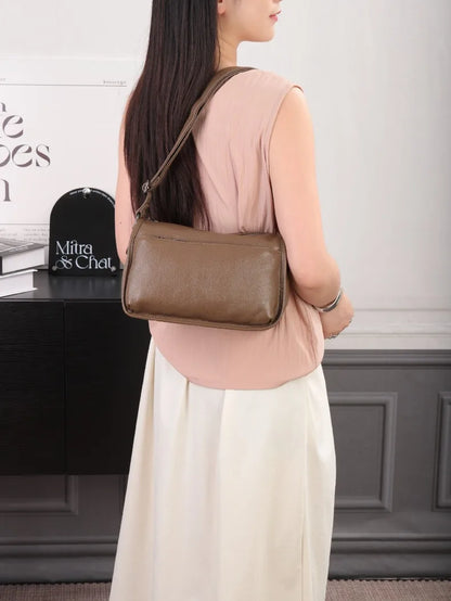 Women's Top-Grain Cowhide Leather Shoulder Bag Spacious Minimalist Crossbody for Effortless Commuting Tote with Adjustable Strap