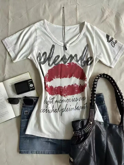 American Retro Sweetheart Red Lips Letter Print Slim Short-sleeved T-shirt Women Summer Fashion Street Hot Sexy Casual Top