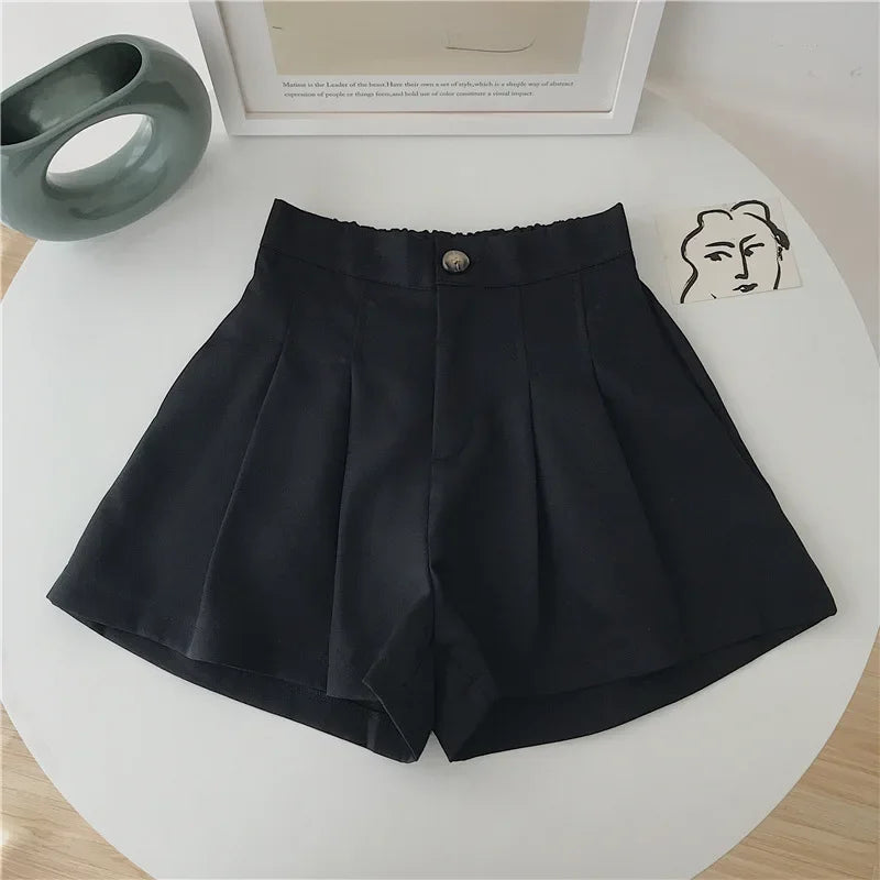 Casual White Women's Shorts 2024 New Summer Thin High-waisted Slimming A- line Wide-legged Hot Pants Petite Size black
