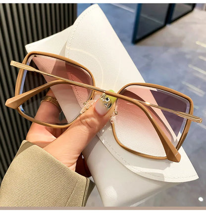 Fashion Square Sunglasses Women New Retro Decoration Glasses Men Leopard Blue Sun Glasses Gradient Shades UV400 Eyewear