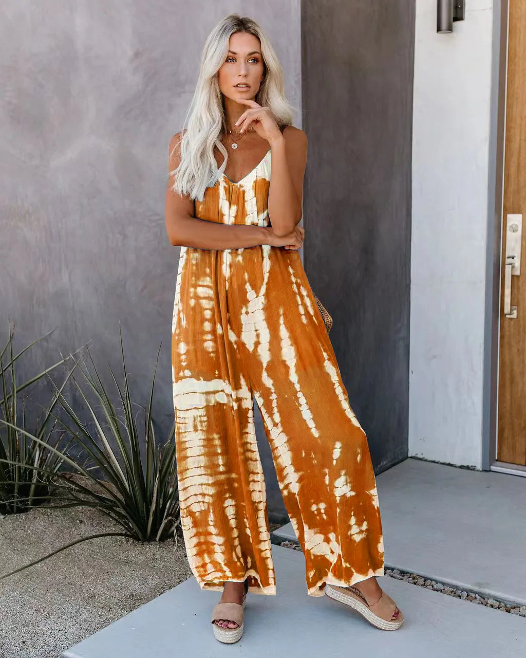 Women's jumpsuit 2023 new women's clothing wholesale Russian European and American suspender sexy wide leg pants Badiee Stylez