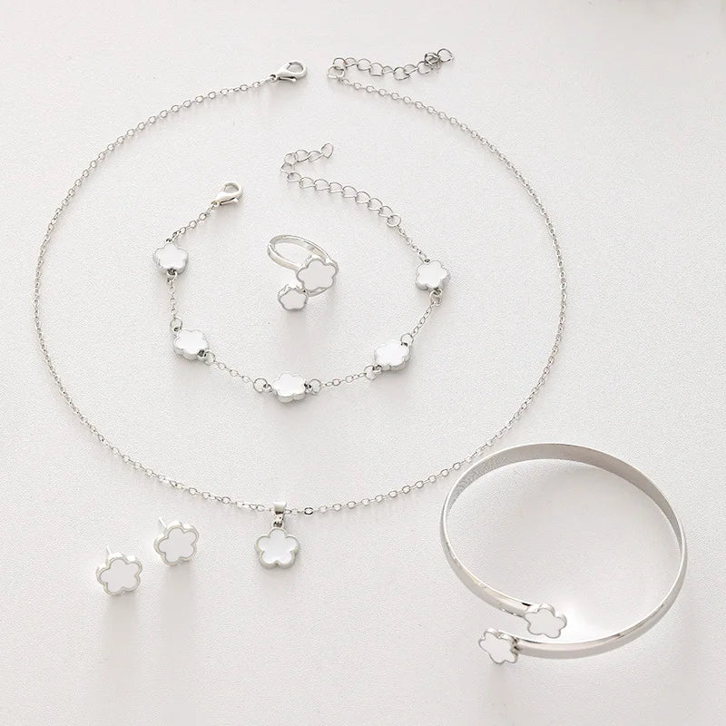 5pcs Lucky Five-petal Flower Women's Jewelry Set, Fashion Flower Bracelet + Necklace + Earrings + Bracelet + Ring Set, Birthday Badiee Stylez