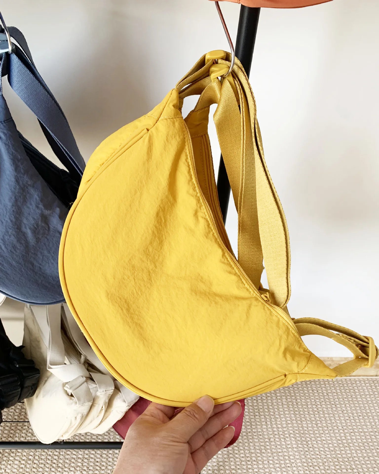 Casual Nylon Hobos Shoulder Bags for Women Lightweight Portable Ladies Crossbody Bag Simple Solid Color Female Handbags Purse