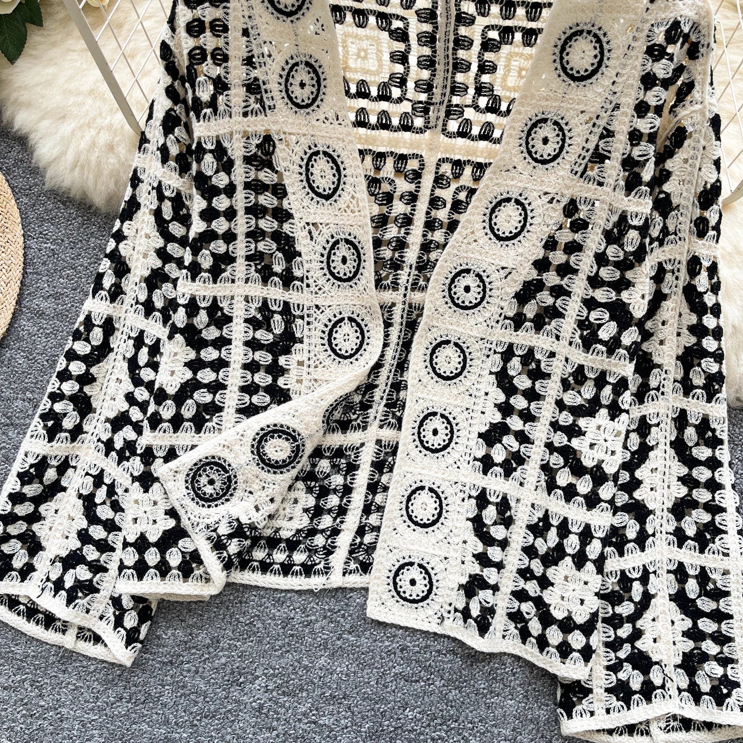 SINGREINY Vintage Boho Loose Plaid Cardigans Female Long Sleeves Hook Flower Hollow Tops 2025 Vacation Sunscreen Casual Shirt Badiee Stylez