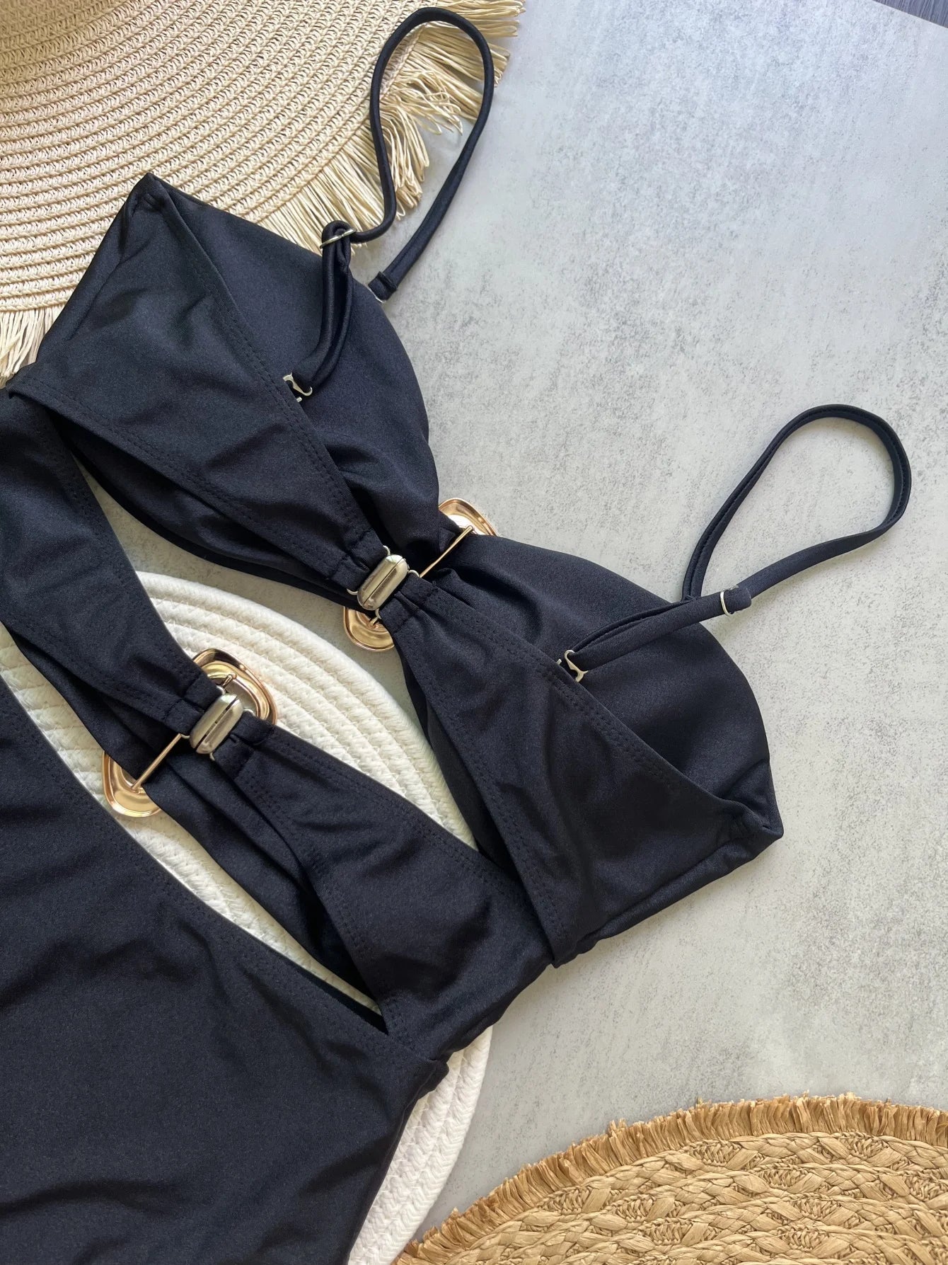 3 Colors Sexy Metal Rings Cut Out Women Swimwear One Piece Swimsuit Female Bandeau High Leg Cut Bather Bathing Suit Swim B022D