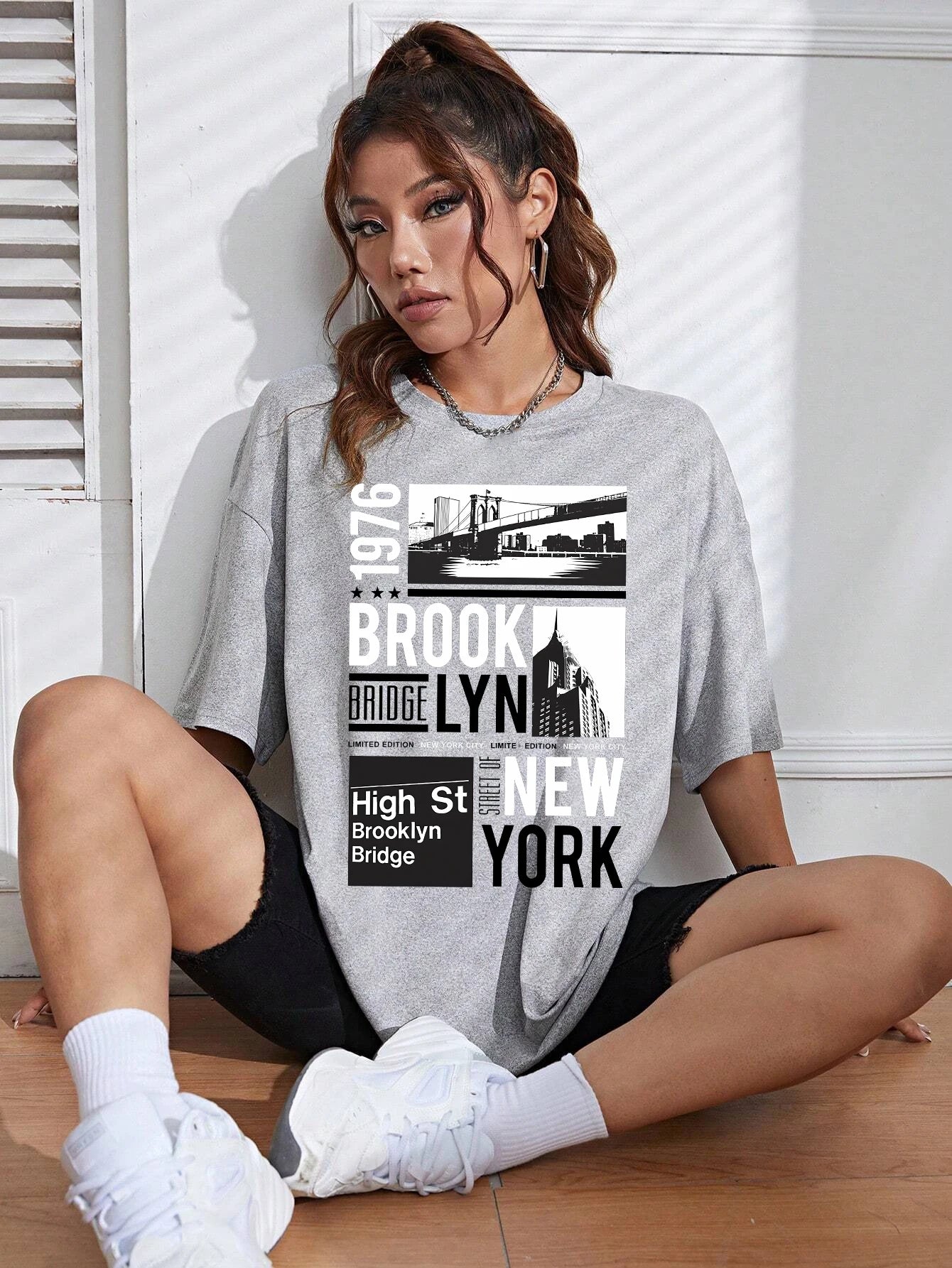 New York Brooklyn 1976 Printing Women T-Shirt Creativity Casual Tee Shirts Street Hip Hop Short Sleeve Basic All-Match Tshirts Gray