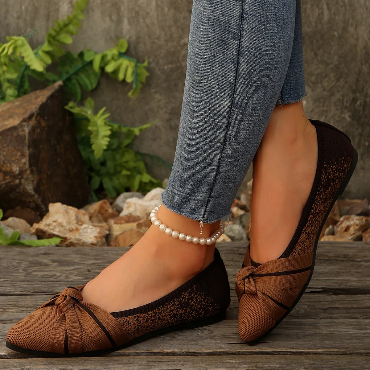 2025 Spring Autumn Pointed Bow Flat Shoes Women's Fashion Lightweight Comfortable Casual Shoes Large Size Women Loafers