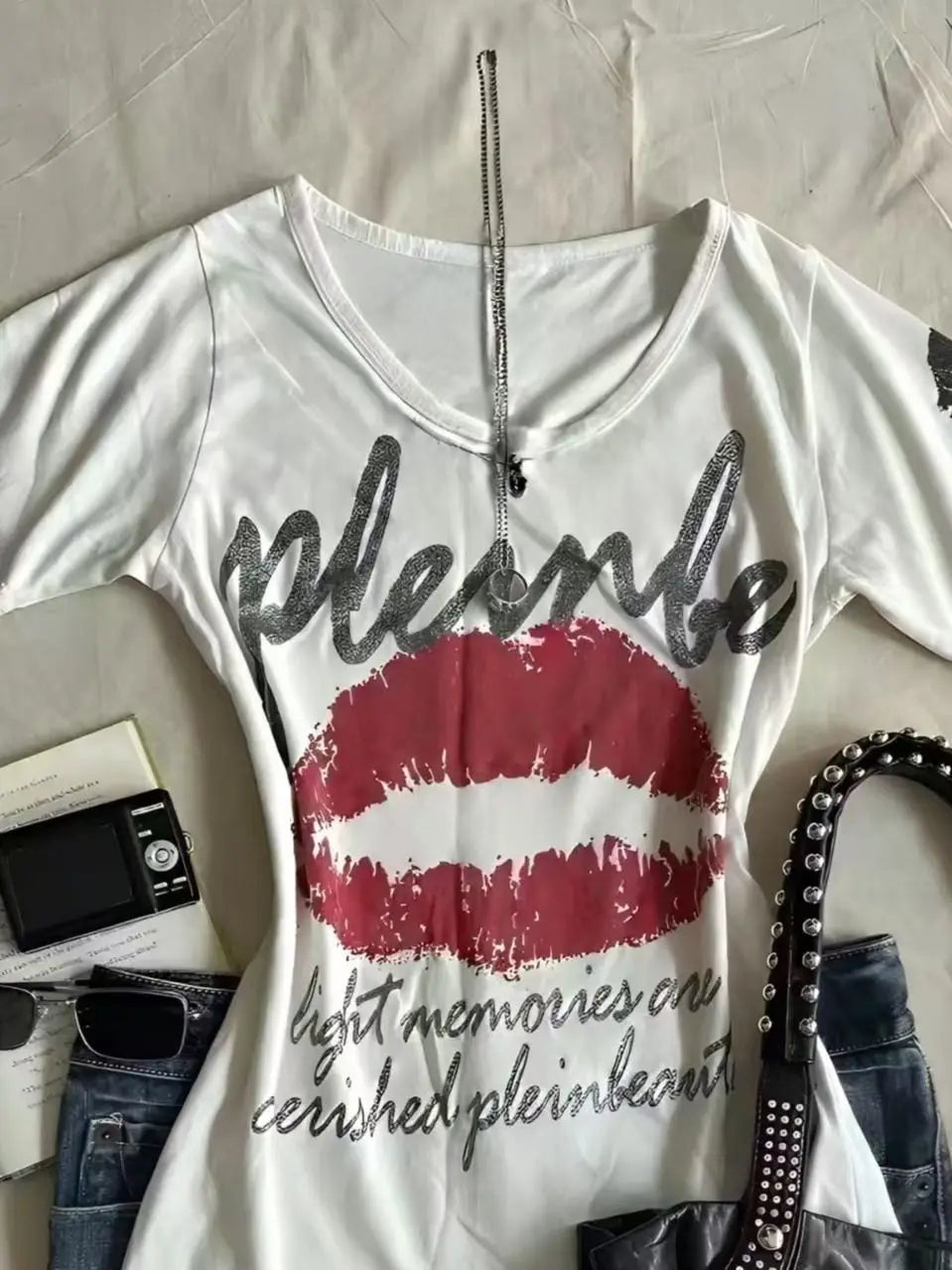 American Retro Sweetheart Red Lips Letter Print Slim Short-sleeved T-shirt Women Summer Fashion Street Hot Sexy Casual Top