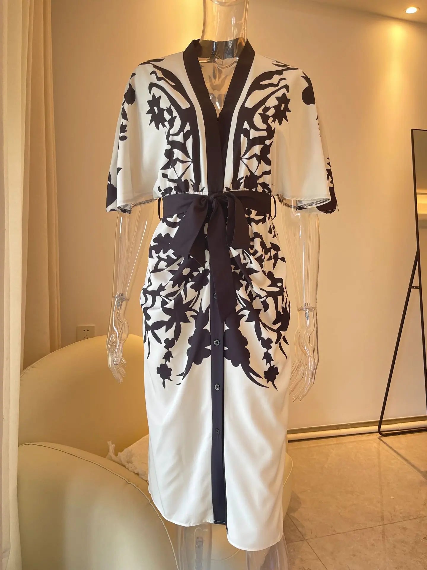 Women's elegant temperament V-neck A-line party dress 2025 new half sleeved printed lace up waist dress