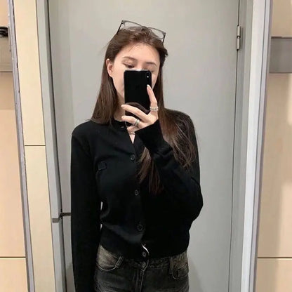 2024 Autumn New Thin Long-sleeved Slim Fit Cardigan Sweater for Women Fashionable High-end Knitted Candy Colored Top for Women