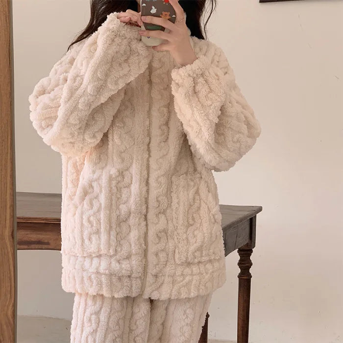 Large Size Flannel Pajamas Set Autumn Winter Female Sleepwear Trouser Suit Thicken Coral Fleece High Collar Lounge Wear Homewear Beige Pajamas Set