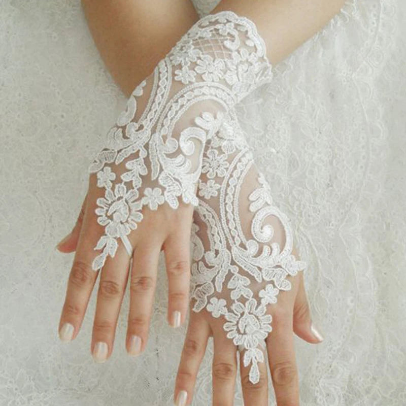 New Women Wedding Fingerless Gloves Lace White Black High Quality Wedding Gloves Mittens Accessory Girl Party Sexy Gloves Guante