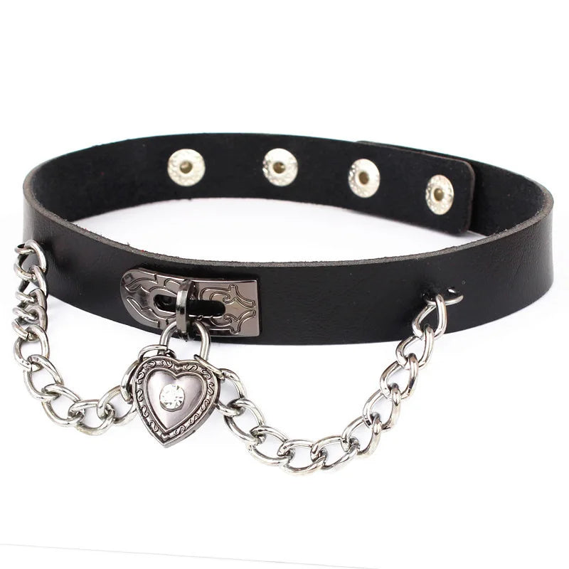 Woman Black Punk Choker Collar Necklace Sexy PU Leather Heart Lock Key Spike Chocker Gothic Cosplay Accessories Party Jewelry