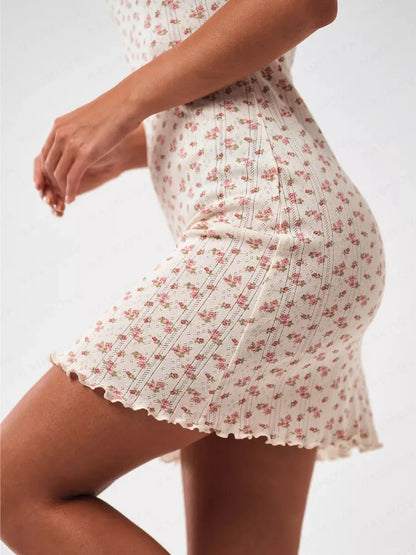 Summer Style Small Floral Halter Nightdress, A Sexy And Trendy Halter Backless Dress For Women, Featuring A Body-hugging Design.