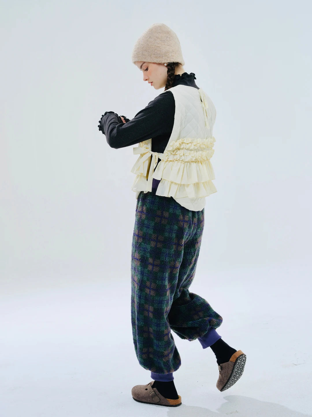 imakokoni2023 autumn and winter original green plaid lamb wool shrink pants 234408 Badiee Stylez
