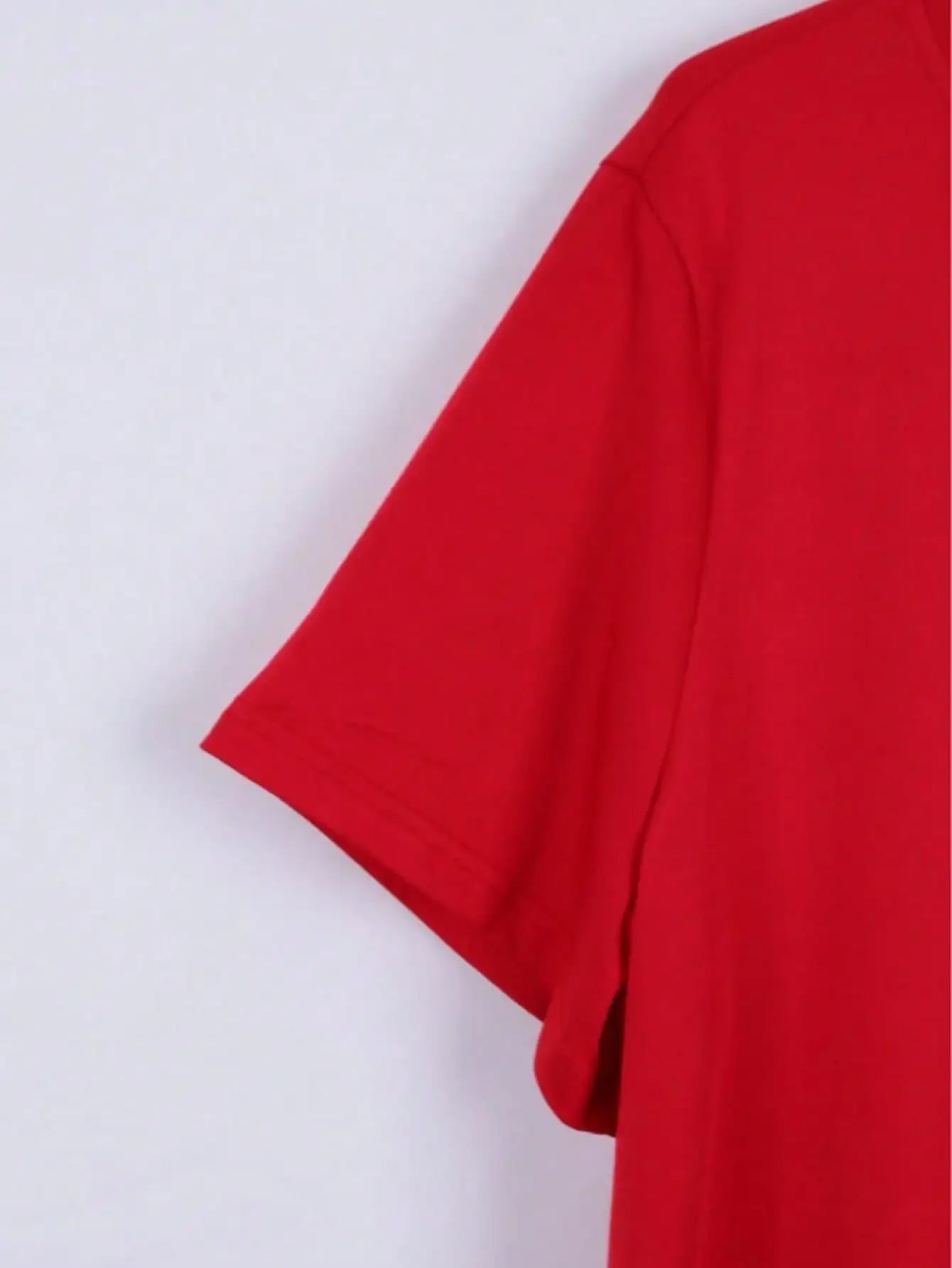 Plus - Size White Round Neck T - Shirt with Heart - Flower - themed Print: Sweet - patterned and Fashion - casual