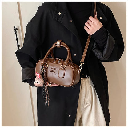 Luxury high-end designer portable bowling bag female 2025 new autumn and winter fashion all-match messenger bag small square bag