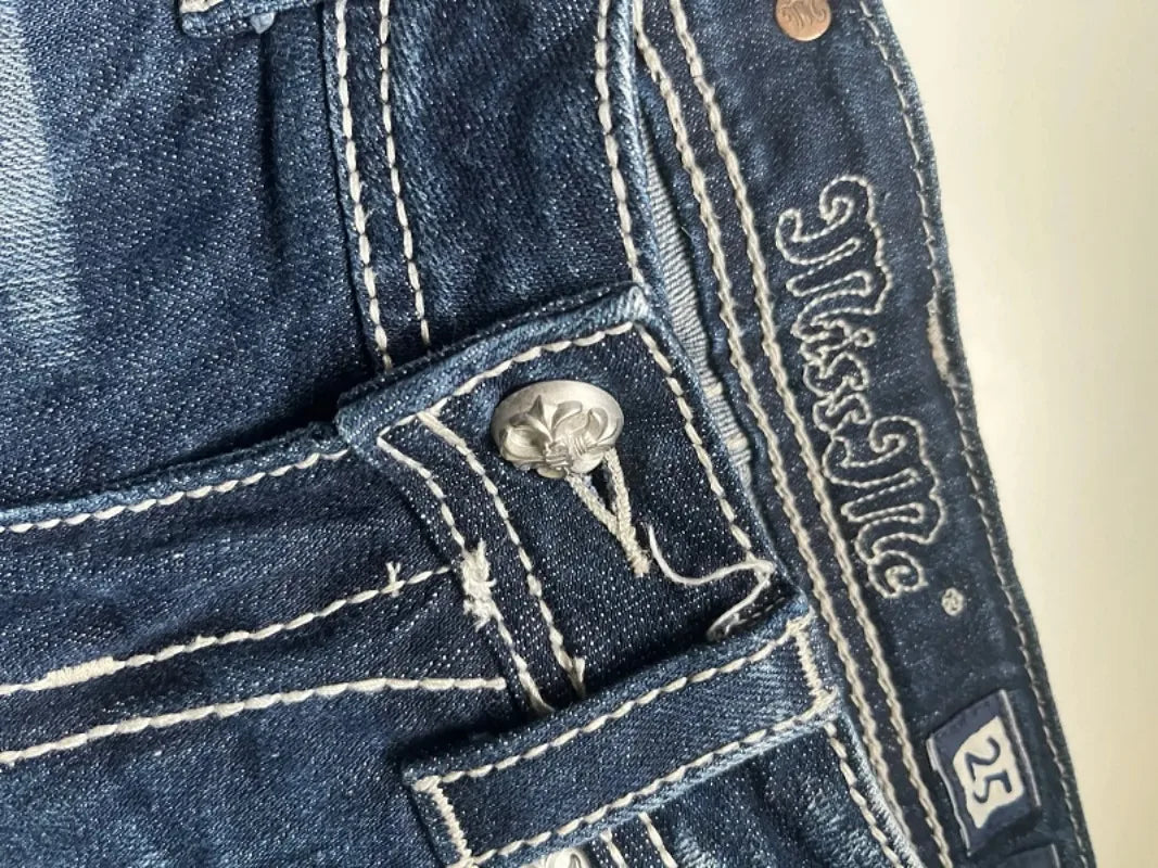 Trendy fashion letter embroidery pattern oversized jeans women's Y2K high street retro loose multi pocket high waist shorts