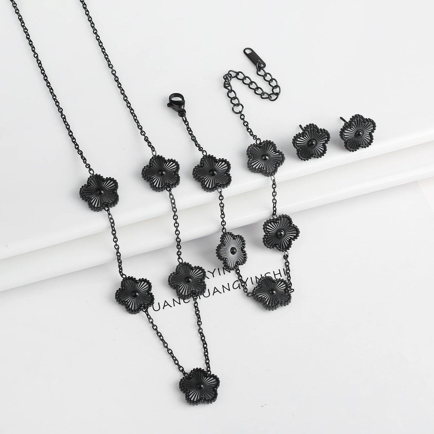 3Pcs Stainless Steel Hot Selling Gold Plated Clover Necklace Earrings Bracelet Jewelry Set Five Leaf Flower Jewelry For Women Jewelry Set 18