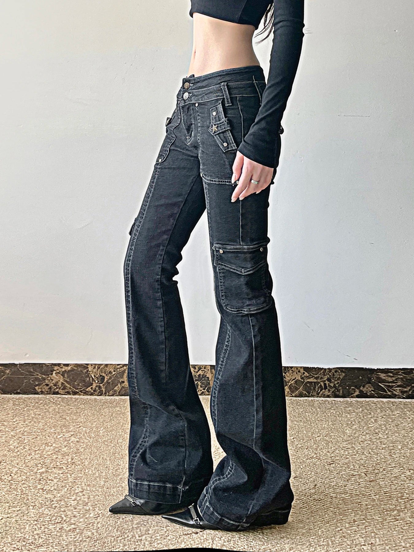 Weekeep Punk Style Star-shaped Rivet Jeans Low Rise Multi-pockets Patchwork Denim Cargo Pants Korean Fashion Hippie Flared Jeans