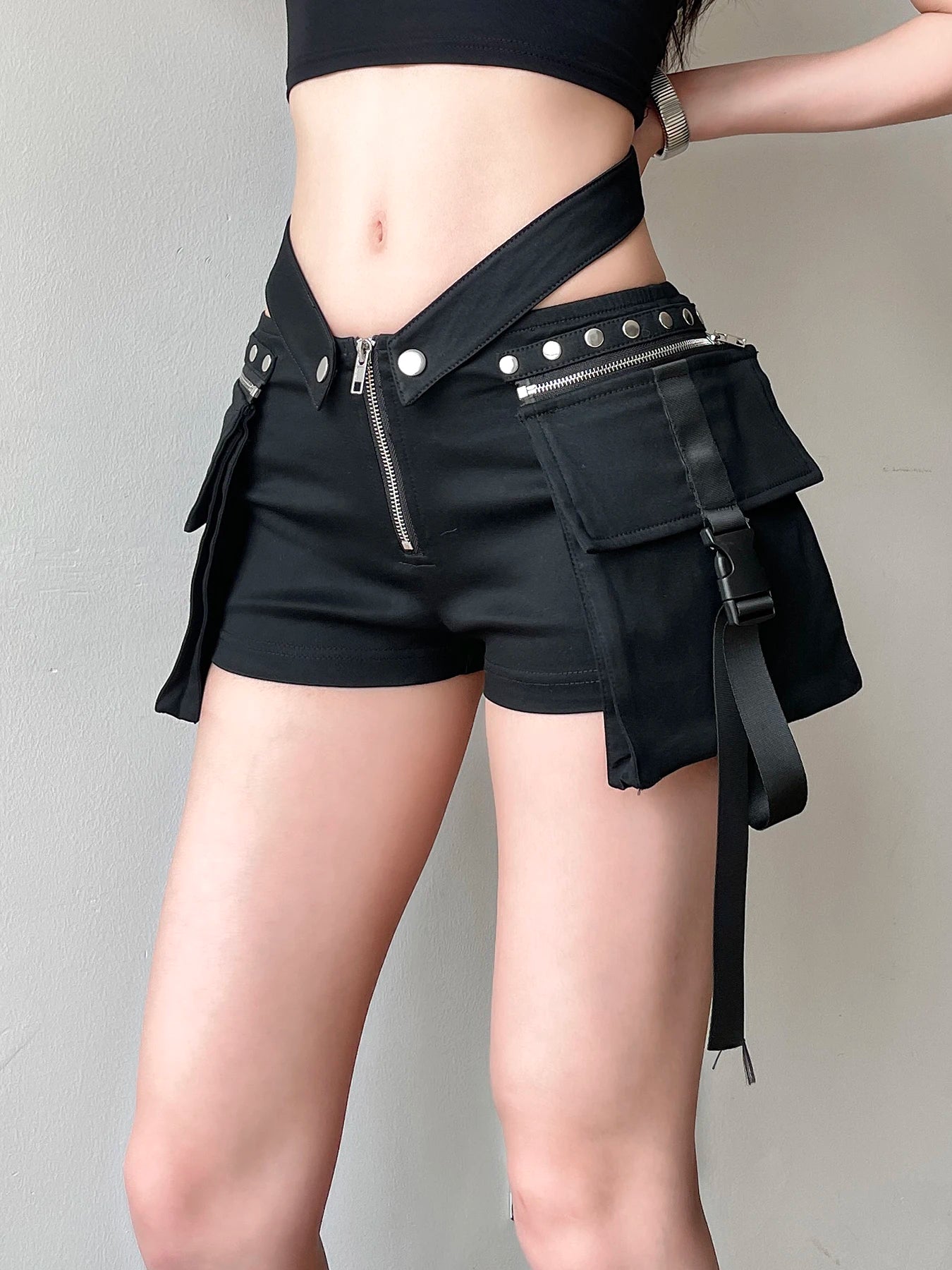 Rockmore Gothic Black V-Waisted Pocket Shorts Coquette Dark Style Low Waist Shorts Y2K Aesthetic Mini Short Pants Women Clothing
