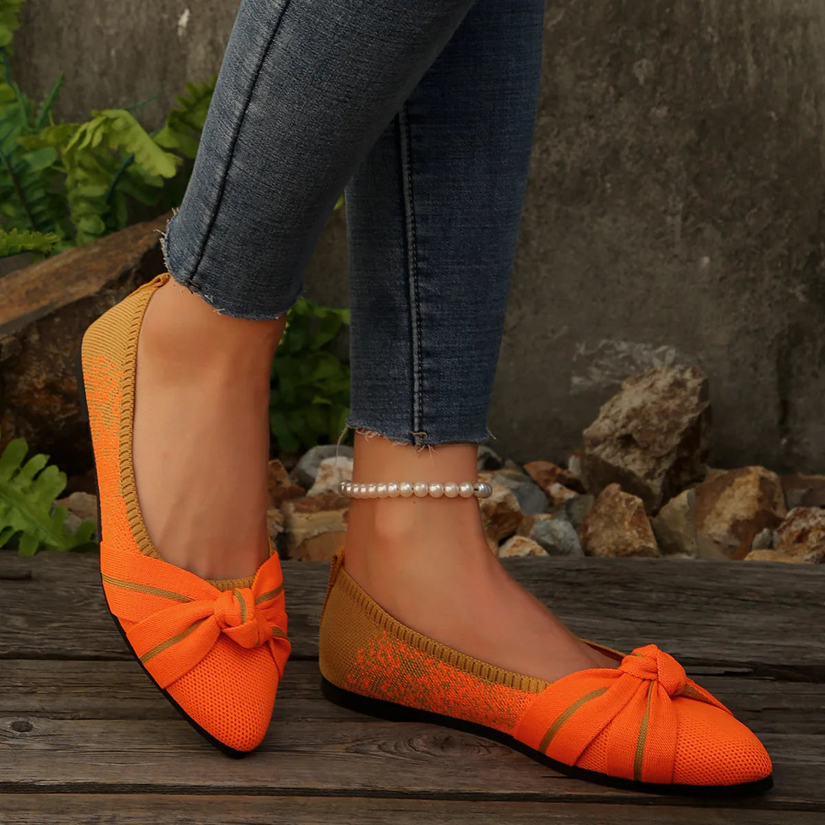 2025 Spring Autumn Pointed Bow Flat Shoes Women's Fashion Lightweight Comfortable Casual Shoes Large Size Women Loafers