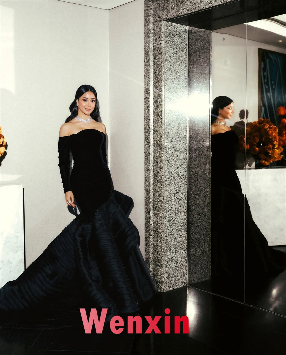 Customized Luxury Black Evening Dresses Graceful Strapless Long Sleeves Celebrity Gowns Exquisite Special Occasion Gowns Badiee Stylez