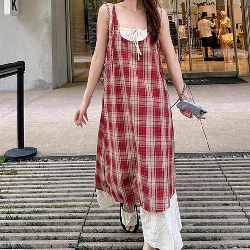 Women Plaid Fake Two Piece Suspender Dress Women Summer Retro Loose Long Lace Patchwork Plaid Sleeveless Dress for Women 2025 Red