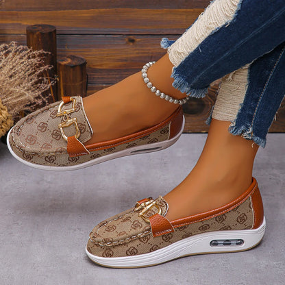 2024 New Autumn Women Trend Retro Designer Flat Shoes Women Fashionable Round Toe Metal Decoration Casual Shoes Zapatos De Mujer