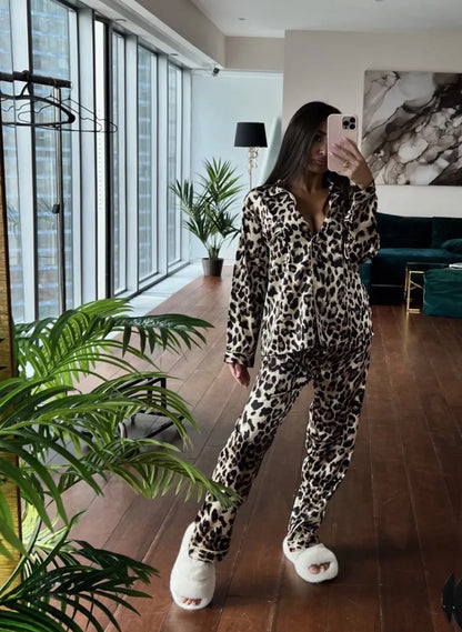 Leopard Print Long Sleeve Pajmaas Set Spring New Silk Satin Sleepwear Home Clothes Loose Casual Home Clothes Trouser Suits