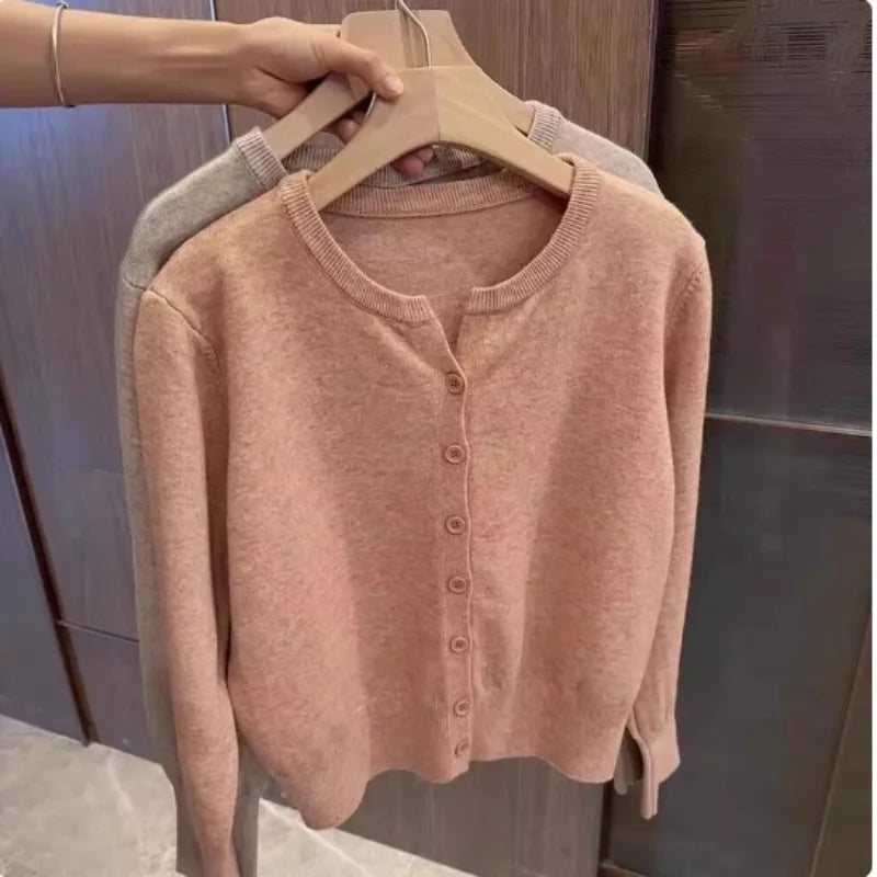New Fashion Women's Thin Fleece Knit Loose Short Cashmere Sweater Round Neck, Warm Korean Sle Casual Female Sweater Top Cloting Badiee Stylez