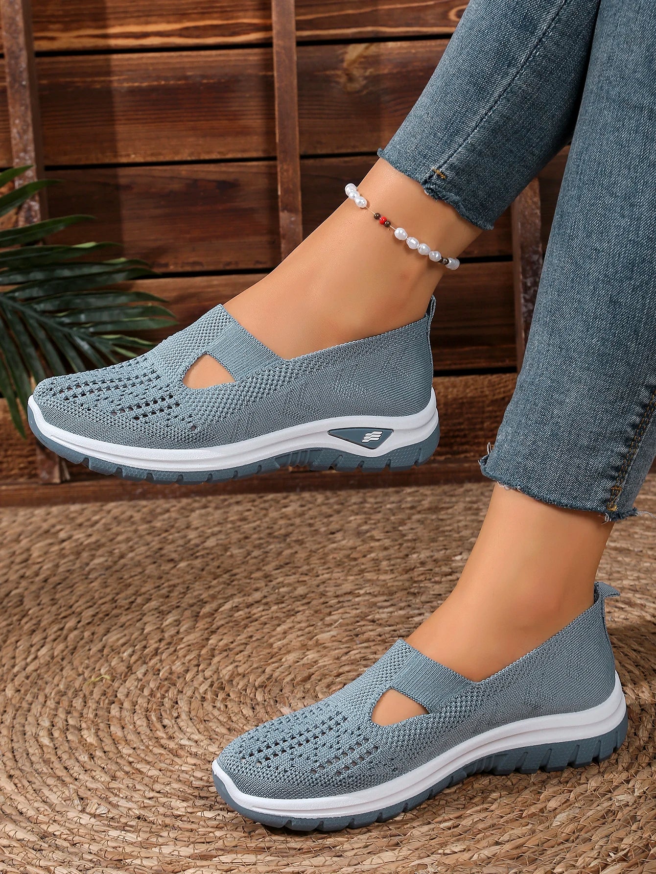 women's summer shoes - casual sneaker, Non-slip sole design, fly-woven upper is more skin-friendly sale shoes with free shipping