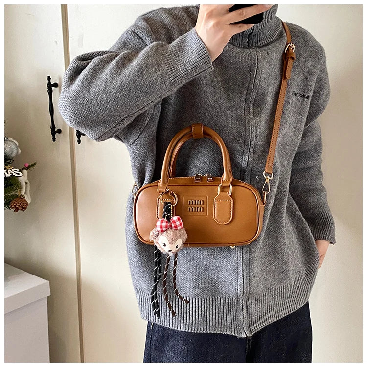 Luxury high-end designer portable bowling bag female 2025 new autumn and winter fashion all-match messenger bag small square bag
