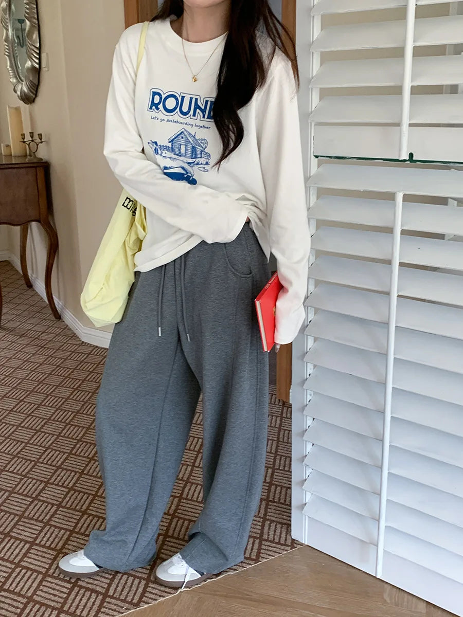 New relaxed and curved cut sports and casual wide leg pants for early autumn Badiee Stylez