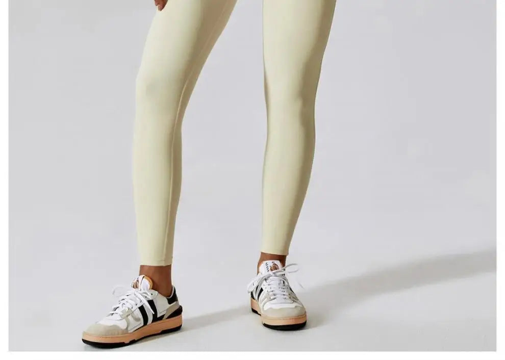 One-piece Sports Training Jumpsuit Women's Long Sleeve Tight Hip-highlighting Bodysuit Gym Clothing Sexy Dance Exercise Tights Badiee Stylez