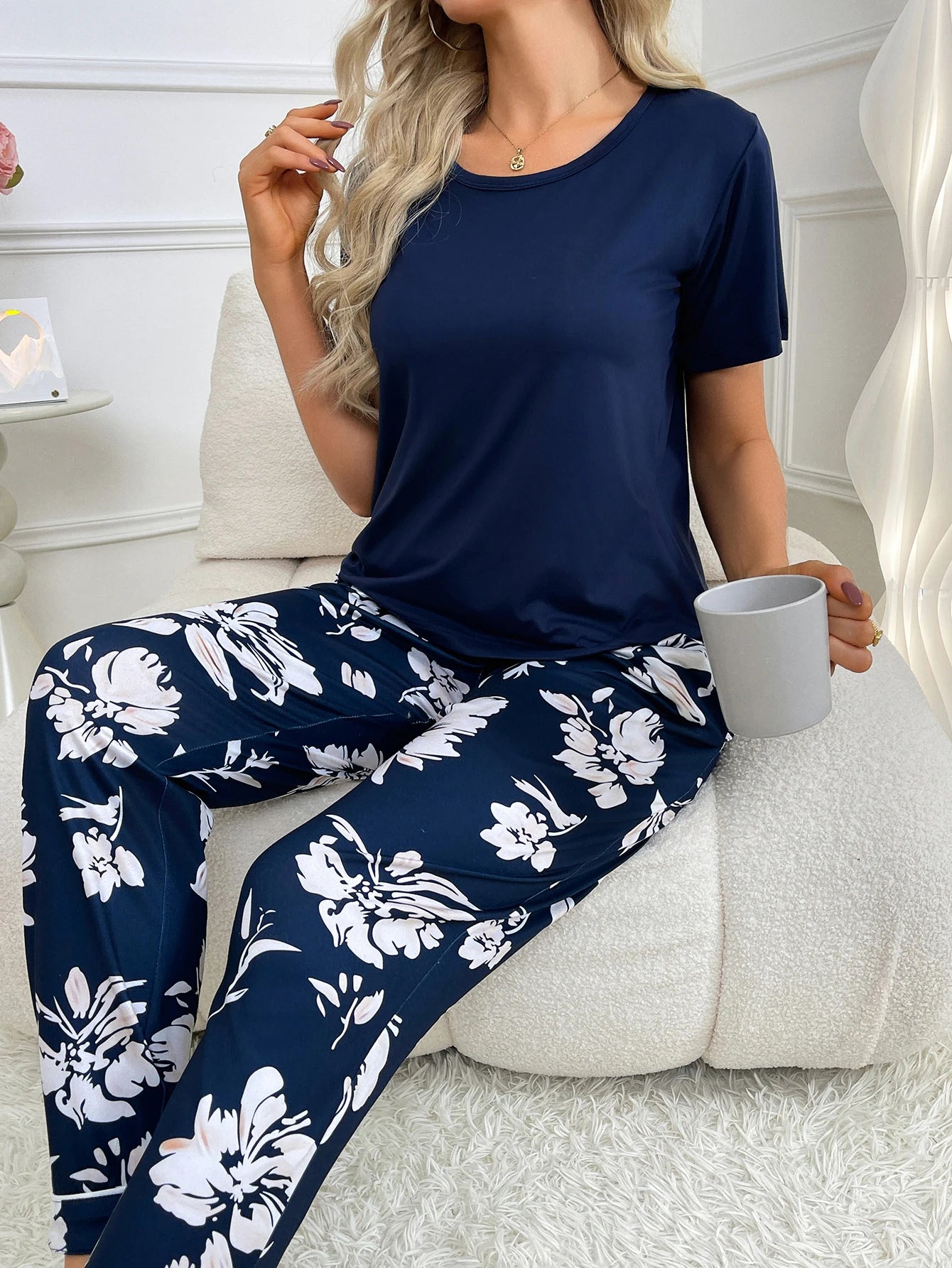 Women's new style pajamas set solid color short-sleeved blouse printed trousers simple two-piece casual comfortable home wear Blue