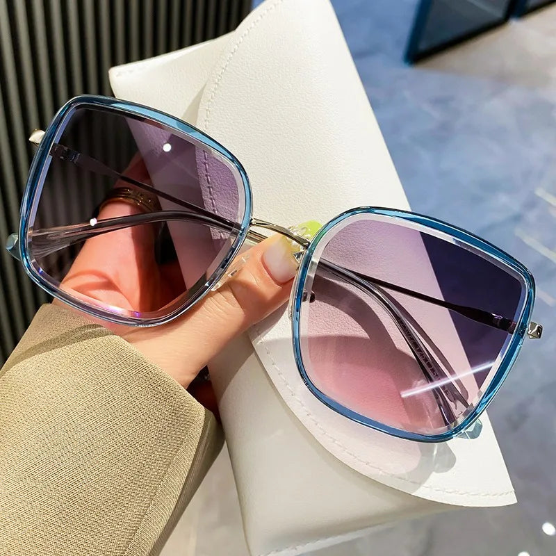 Fashion Square Sunglasses Women New Retro Decoration Glasses Men Leopard Blue Sun Glasses Gradient Shades UV400 Eyewear