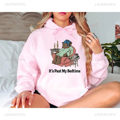 It's Past My Bedtime Sweatshirt Funny Sleppy Bear Hoodie Funny Bear Meme Unisex Hooded Gift for Her Funny Saying Tops 2202669XT-pink