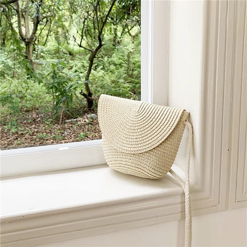 Flip children's Bag Cute Grass Woven Handbag Little Girl Crossbody Fashion Cute Zero Wallet Summer Beach Shoulder Bags Beige Flap Bag