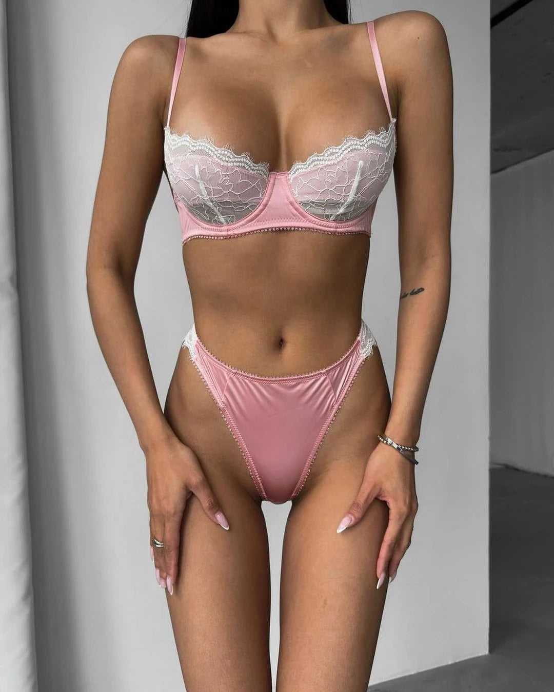 French Satin Lace Bra And Thong Set Sexy Ultrathint Lace Patchwork Lingerie Two Picec Sets Fancy Erotic Intimate Underwear Suit Pink