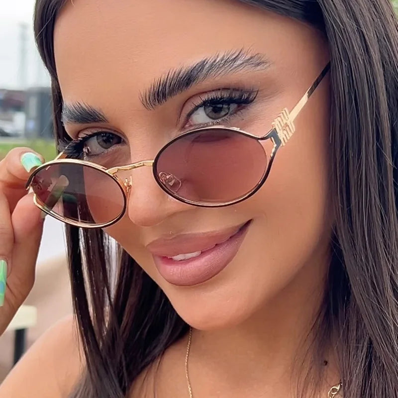 Retro Oval Metal Small Frame Sunglasses Men And Women Hollow Design Brand Sunglasses High-End Luxury Versatile Sunglasses UV400