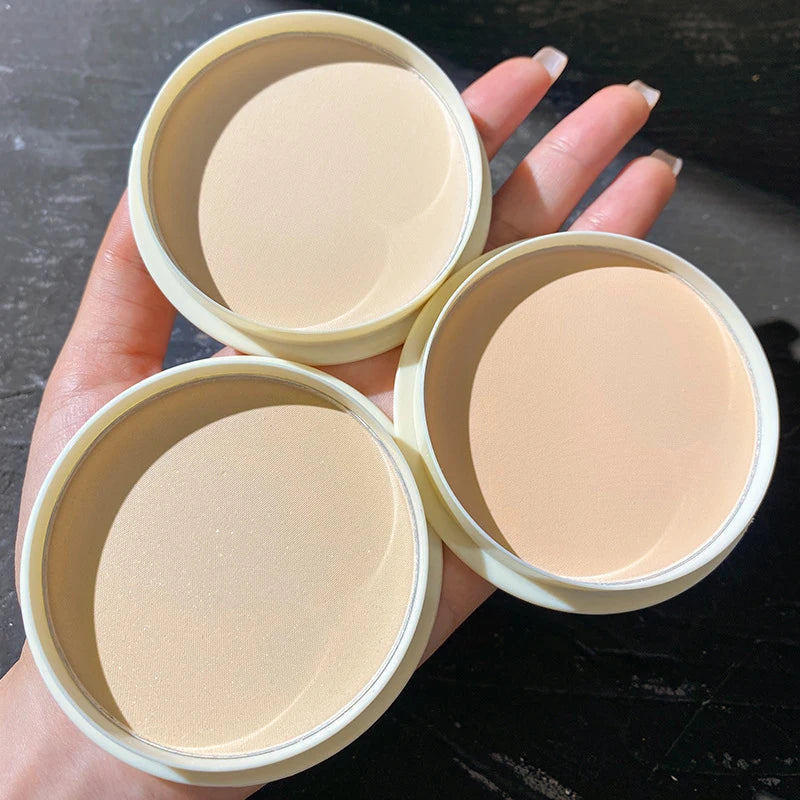 Japanese concealer set makeup soy milk powder, whitening makeup, durable oil control and moisturizing powder