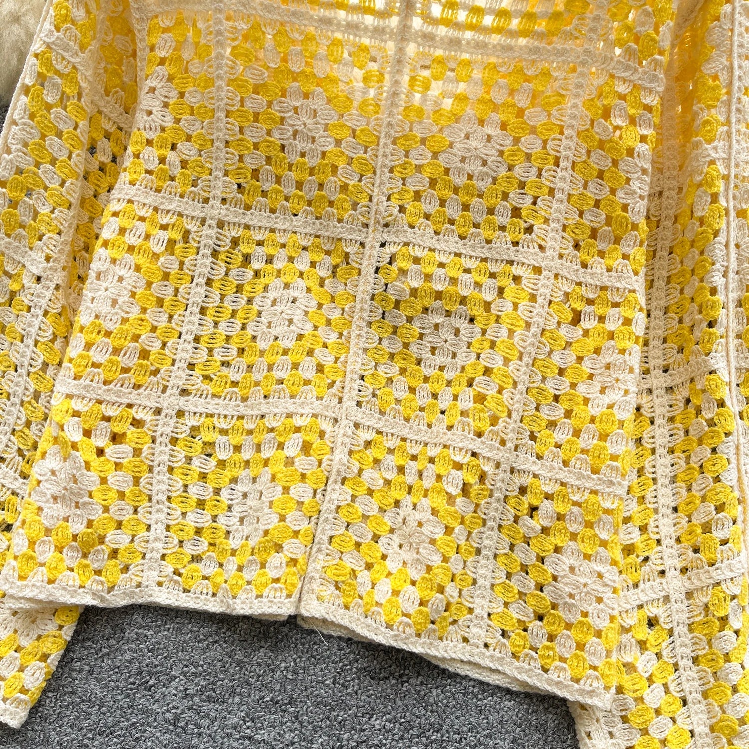 SINGREINY Vintage Boho Loose Plaid Cardigans Female Long Sleeves Hook Flower Hollow Tops 2025 Vacation Sunscreen Casual Shirt Badiee Stylez