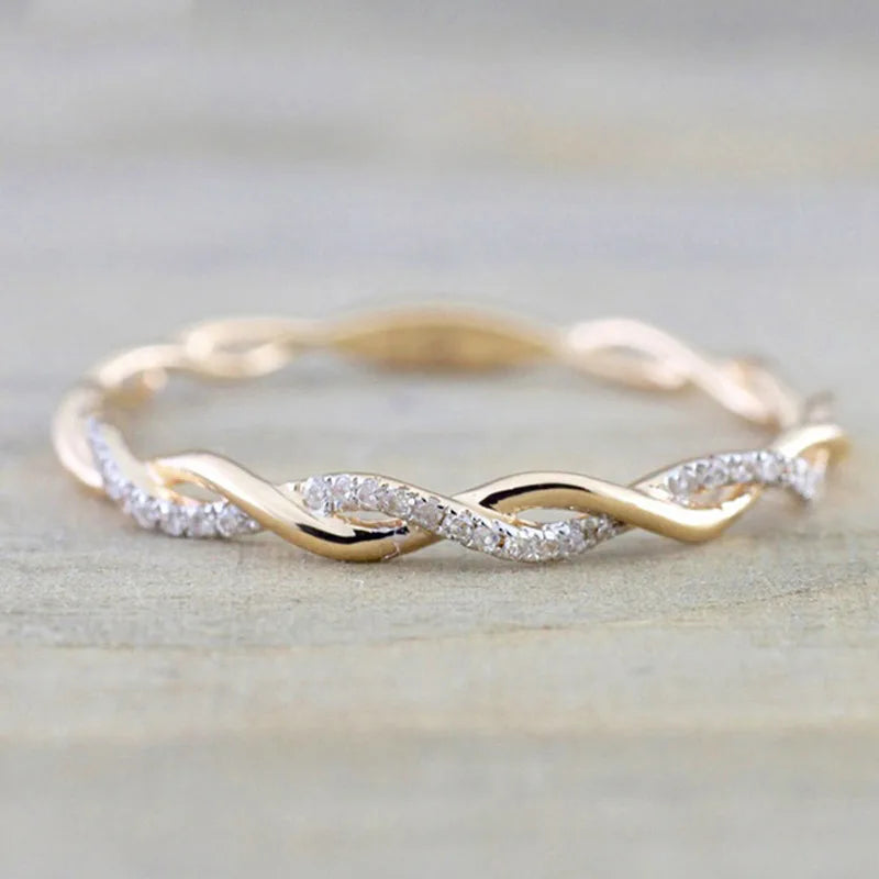 Huitan Simple Stylish Women Thin Rings Fancy Twist Band Shiny Crystal Cubic Zircon Daily Wear Versatile Jewelry Minimalist Gift Q312