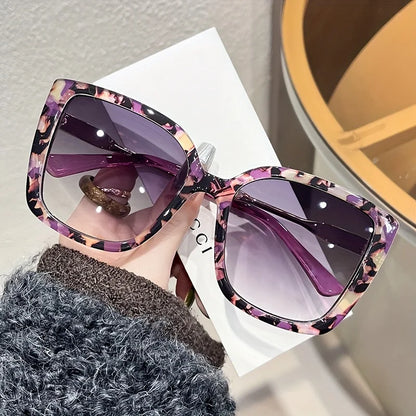 1pc Women's Large Square Frame Fashion Sunglasses - Stylish Gradient Purple Lens with Tortoiseshell Pattern Badiee Stylez