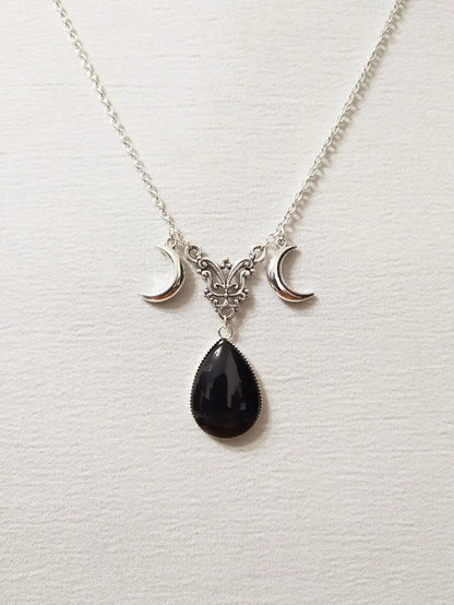 Gothic Vampire Drop Necklace For Women Girls Pagan Witch Jewelry Accessories Gift Vintage Moon Butterfly Blood Drop Demon Choker AM0068 CHINA
